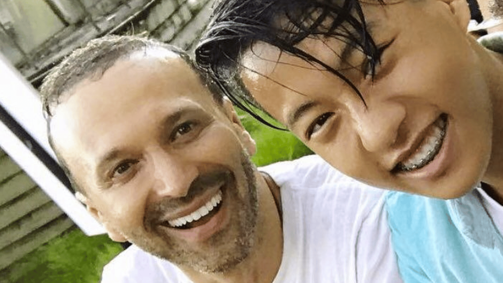 Joël Legendre s'adresse à son fils pour souligner un grand moment de sa vie