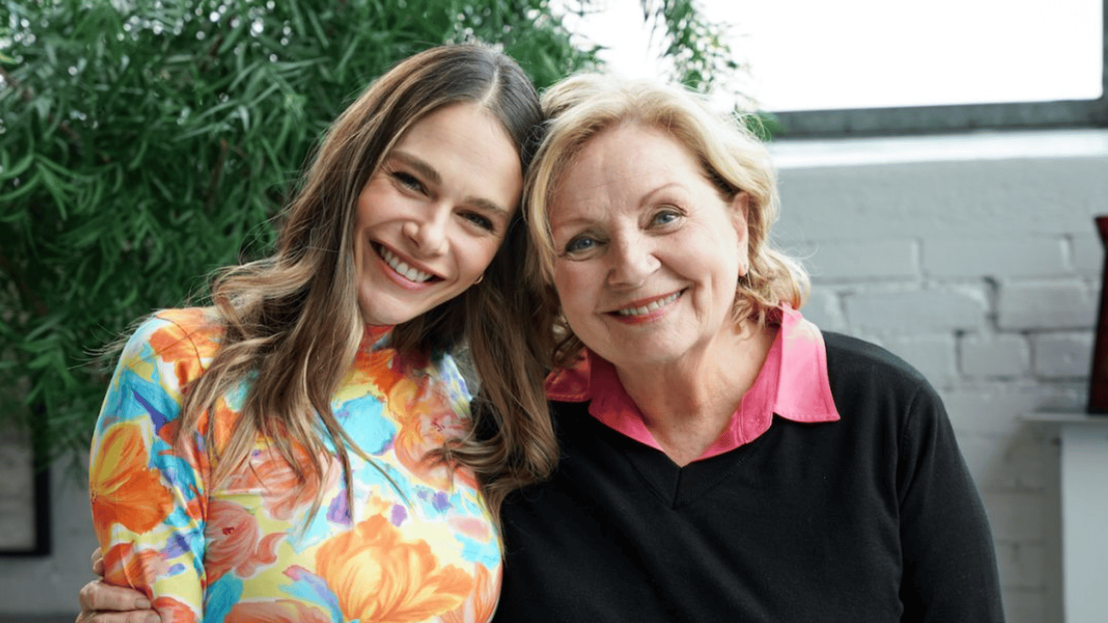 Maripier Morin sera bientôt de retour à la télé avec France Castel