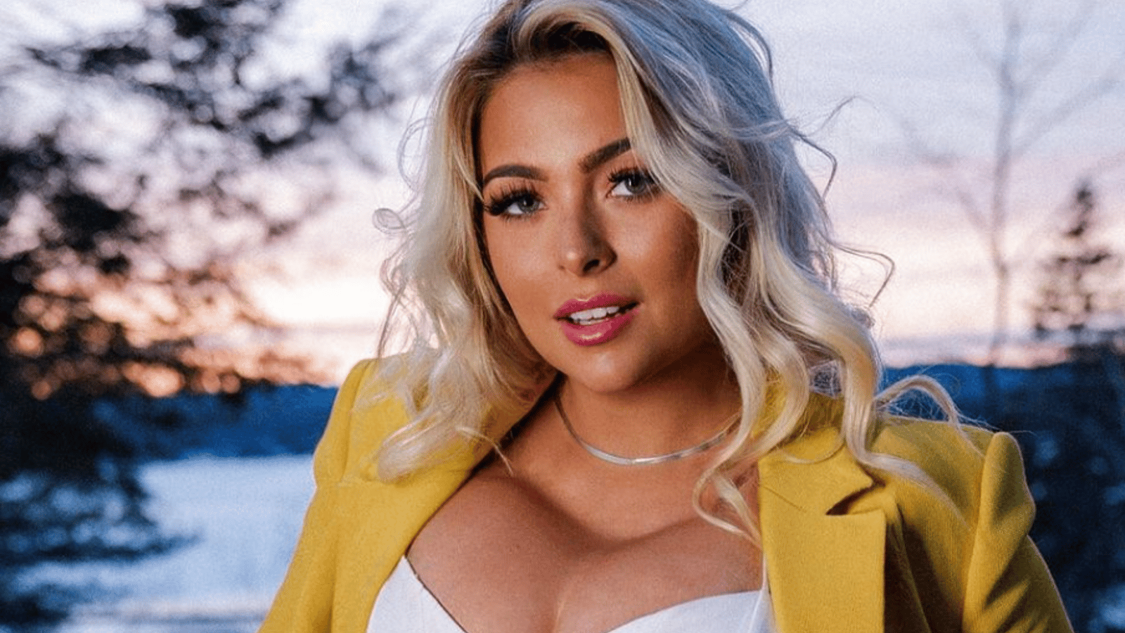 Jenny d'Occupation Double explique pourquoi elle perd ses cheveux
