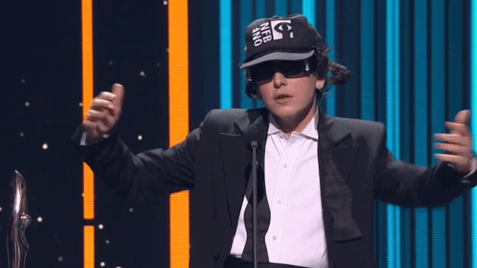 Hubert Lenoir termine le Gala de l'ADISQ avec un coup d'éclat dont on entendra parler longtemps