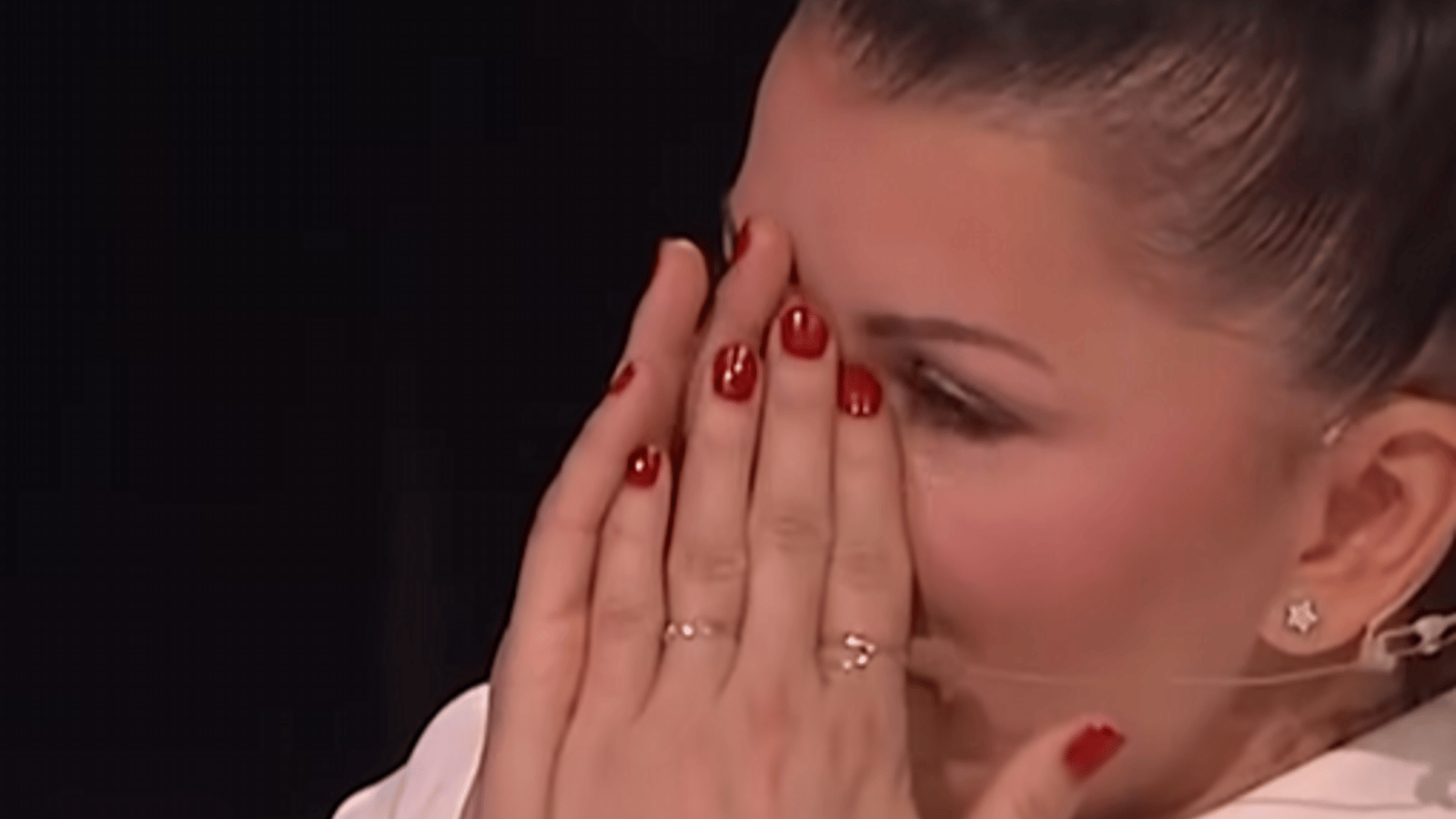  Kim Lévesque-Lizotte en larmes après un message de sa fille à En direct de l'univers