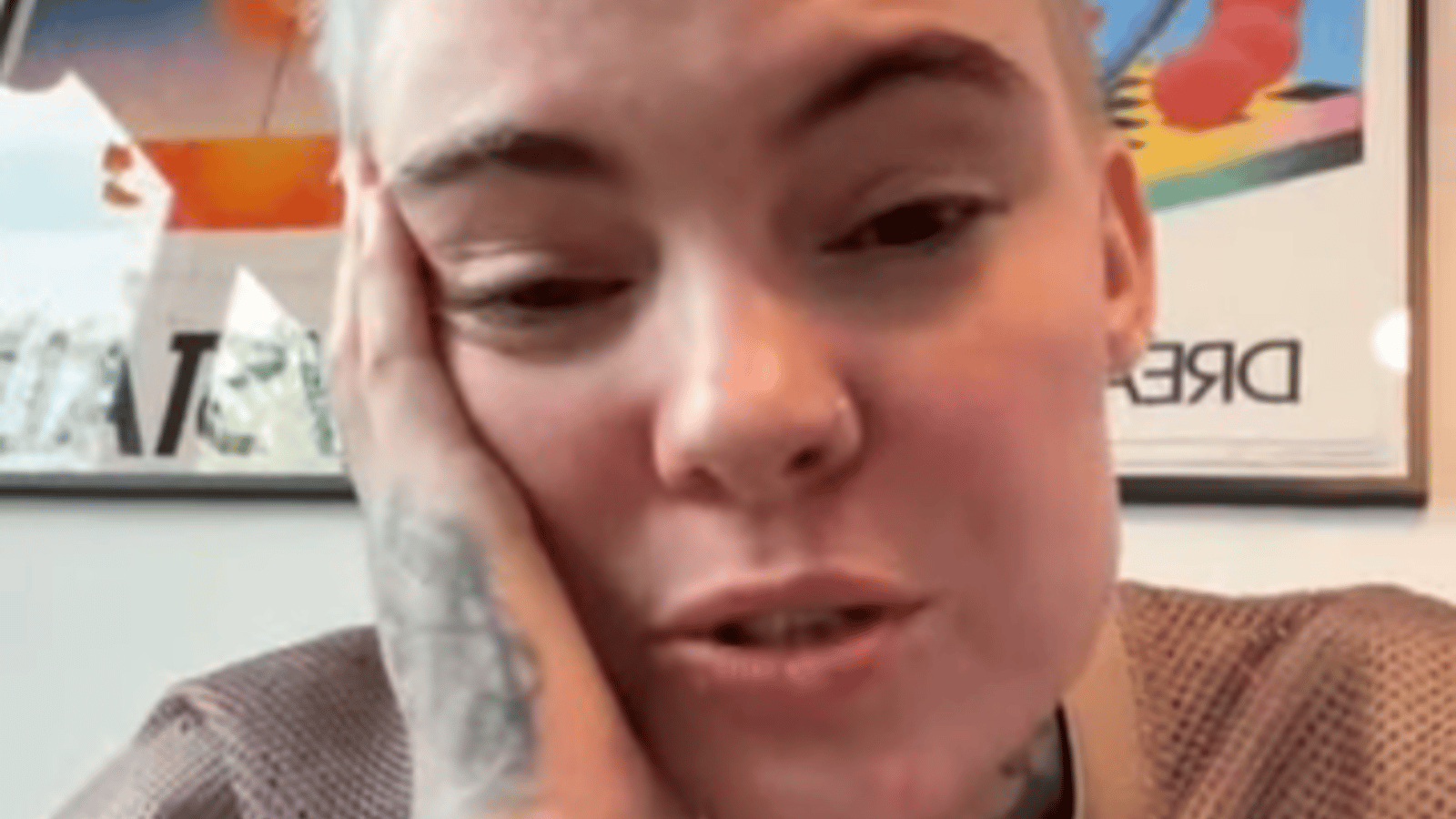 Roxane Bruneau lance un cri de coeur contre les adultes qui harcèlent les ados sur le web