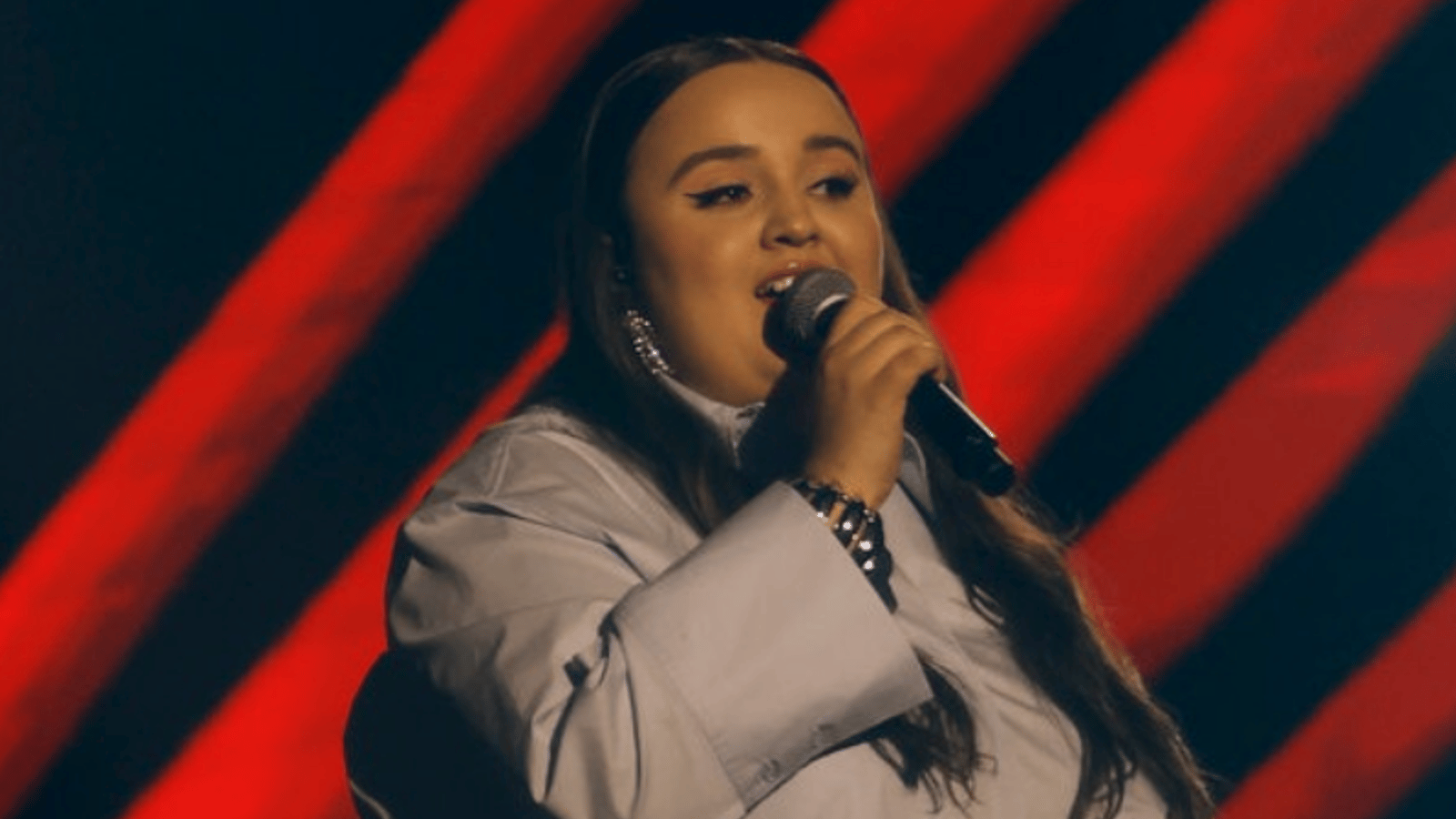 Les fans de Star Académie n'en reviennent pas de l'élimination de Laurence 