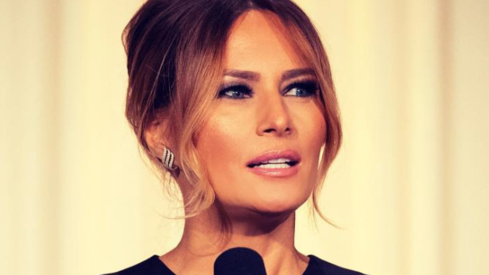 La tenue de Melania Trump pour l'assermentation de Donald Trump fait beaucoup jaser les internautes