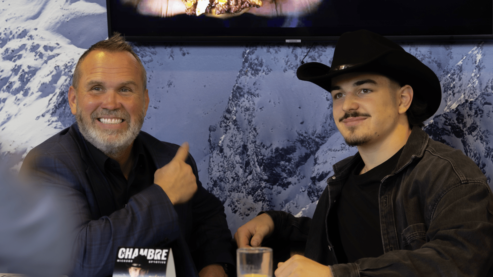 Dave Morissette a rencontré Arber Xhekaj du Canadien pour une occasion bien spéciale
