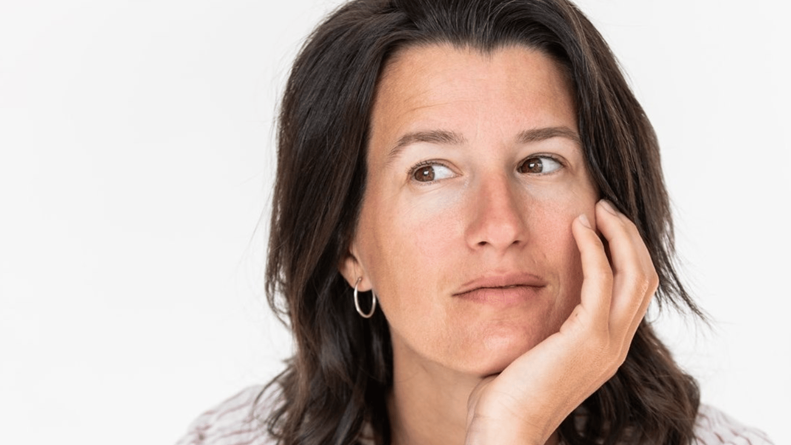 Stéphanie Bédard a accouché et partage une première photo de sa magnifique petite fille !