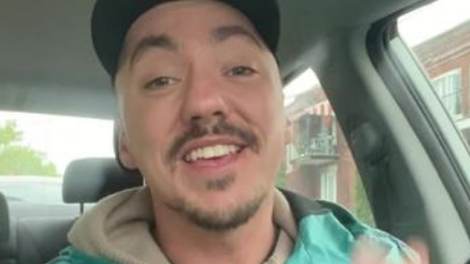 Joël de Survivor répond à une rumeur qui circule à son sujet sur les médias sociaux