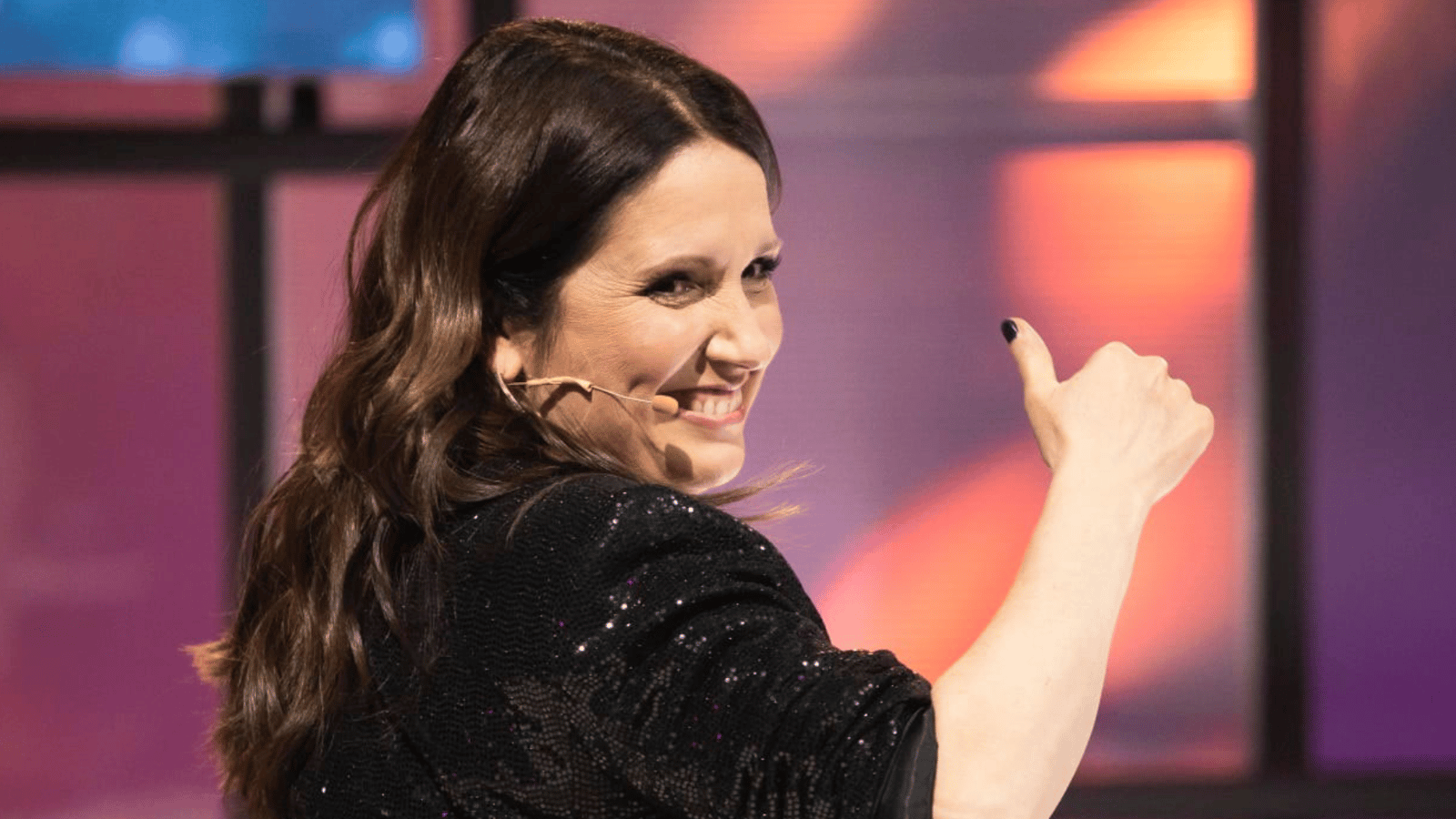 Une hilarante comédienne aimée des petits comme des grands recevra son En direct de l’univers ce soir