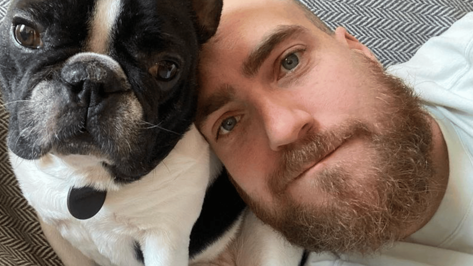 Phil Roy vient d’être papa et partage une première photo de son bébé