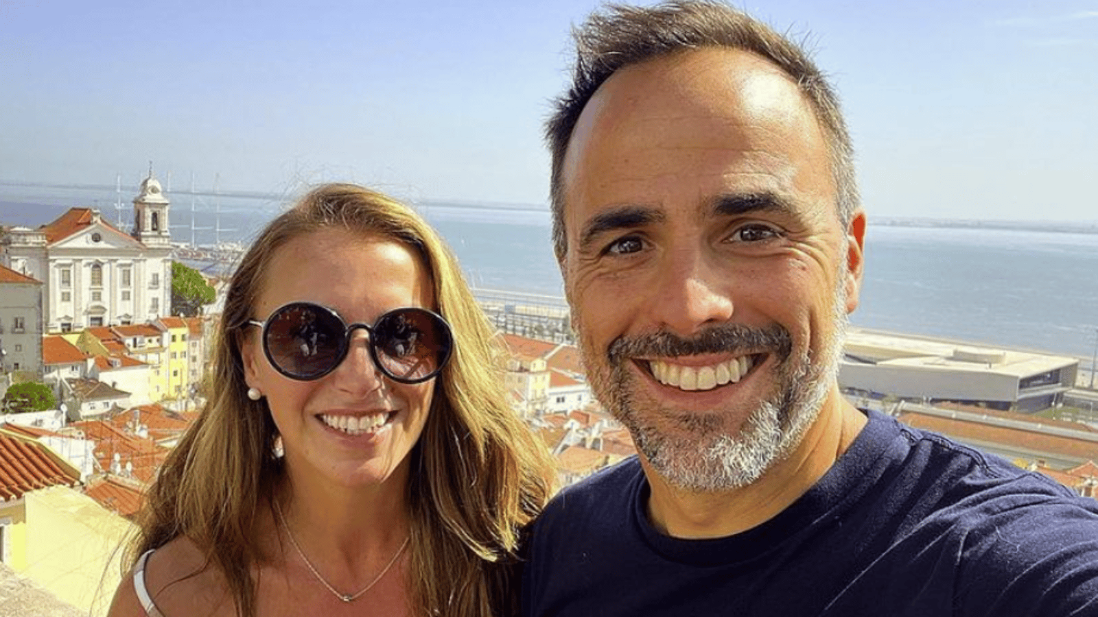 Sébastien Benoît partage une adorable photo avec sa femme et son fils pour l'Action de grâce