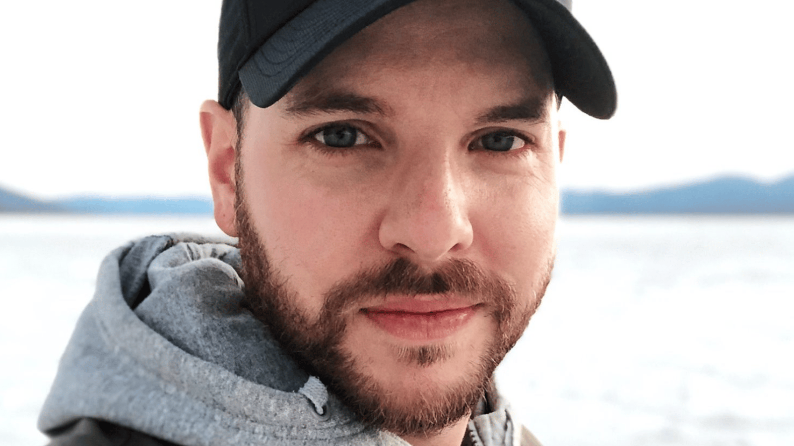 Alexandre Champagne change de vie et annonce qu'il quitte Montréal