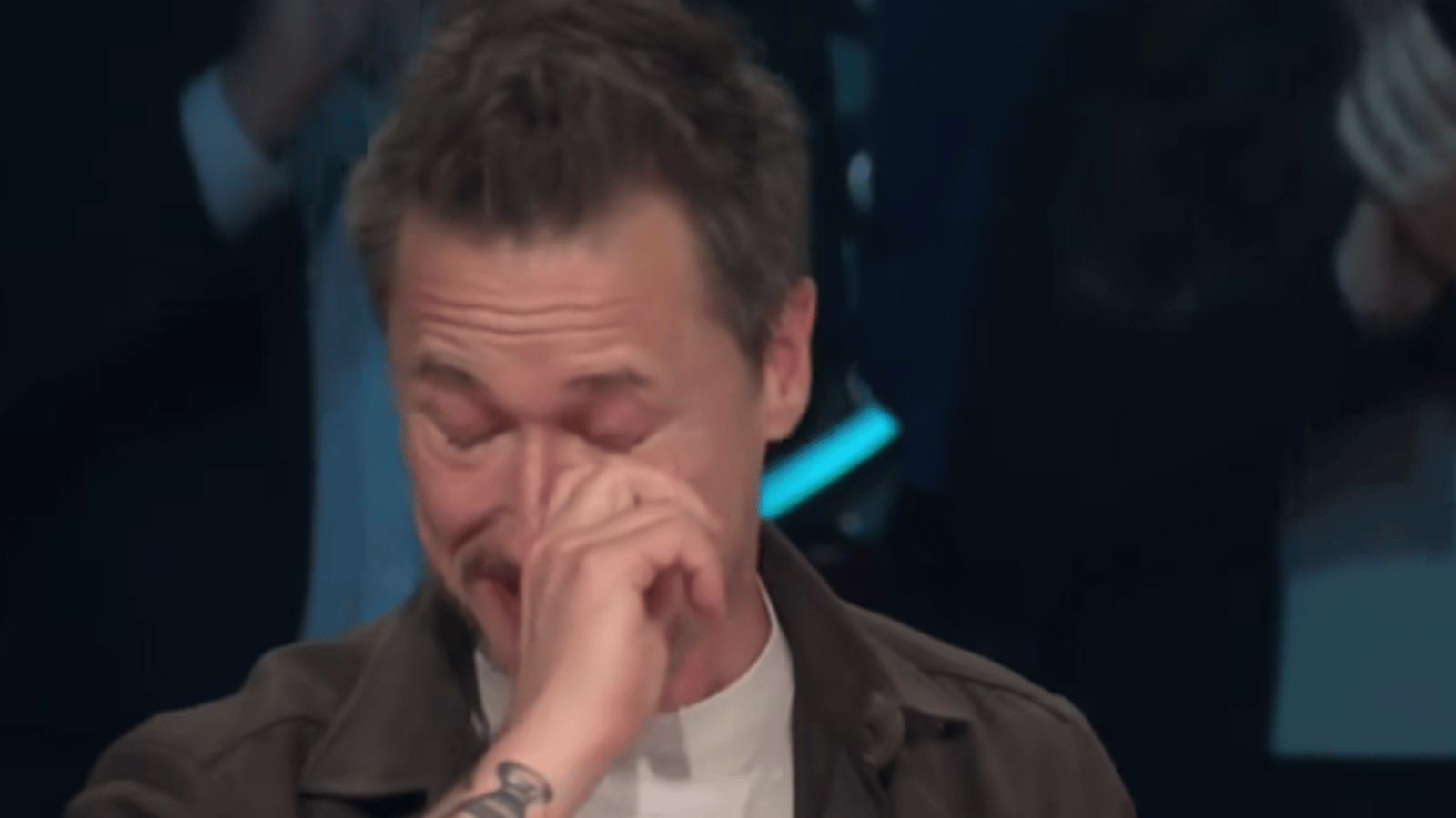 Stéphane Rousseau éclate en sanglots en pleine entrevue