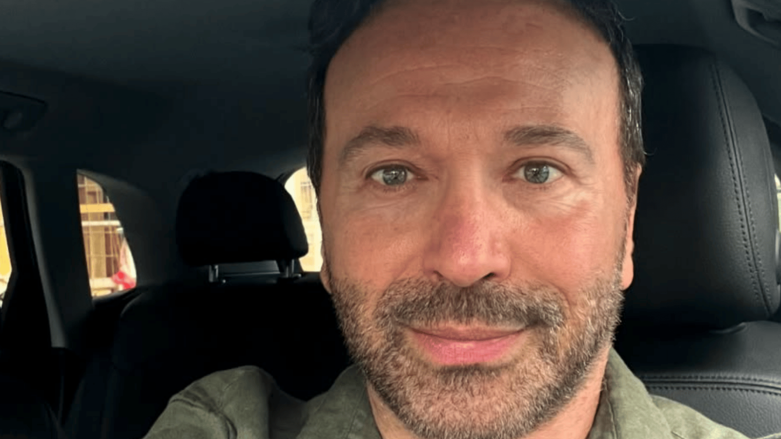 Joël Legendre fait une rare apparition public en famille et ses enfants ont bien grandi!