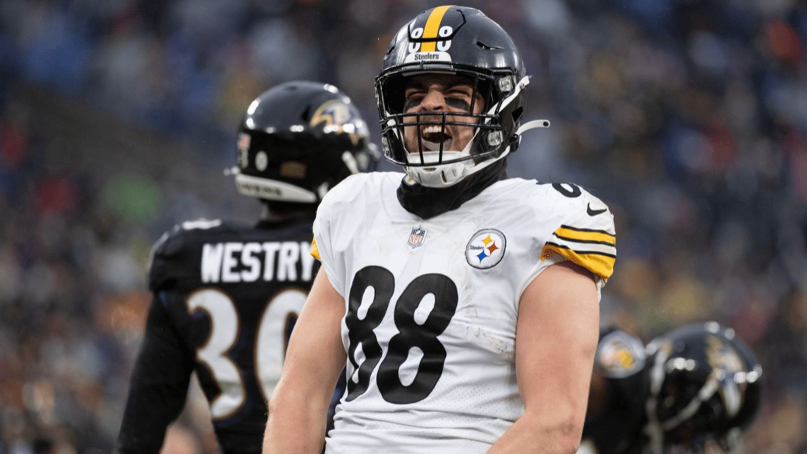 Steelers suffer potentially devastating injury 