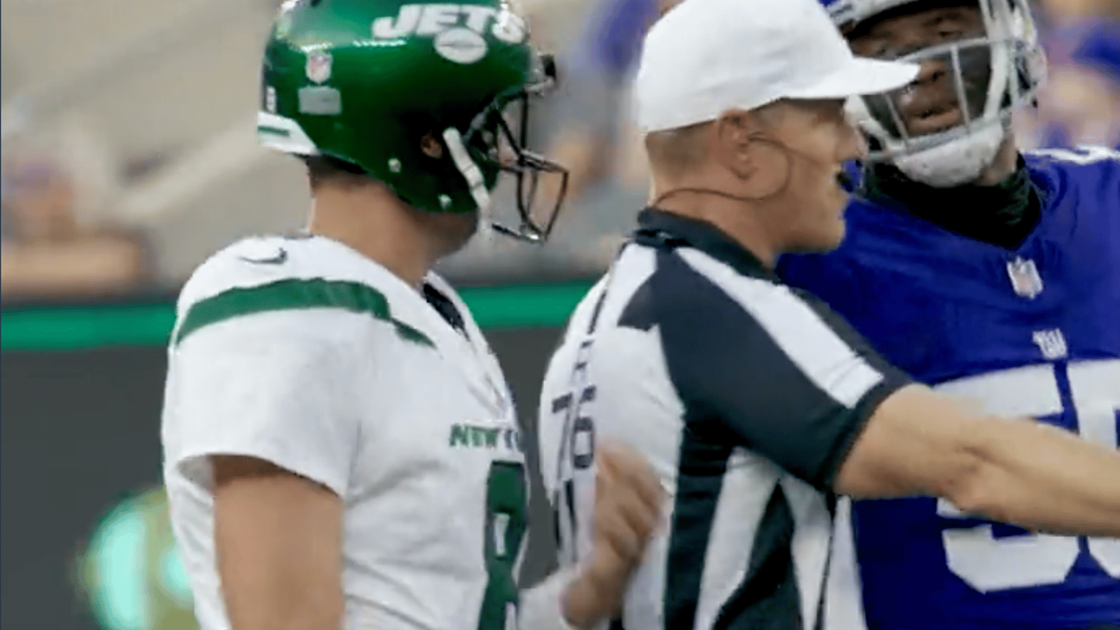 QB Aaron Rodgers already taunting opponents 