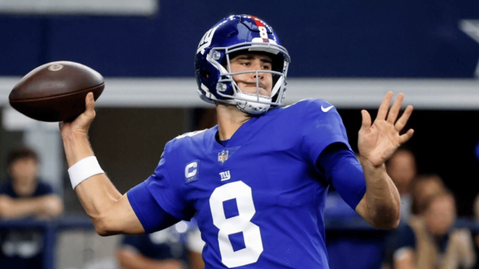 Giants make major commitment to Daniel Jones 