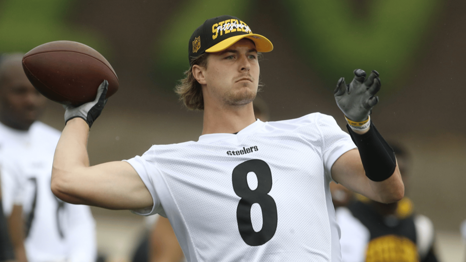 Kenny Pickett compared to 2-time Super Bowl winner 
