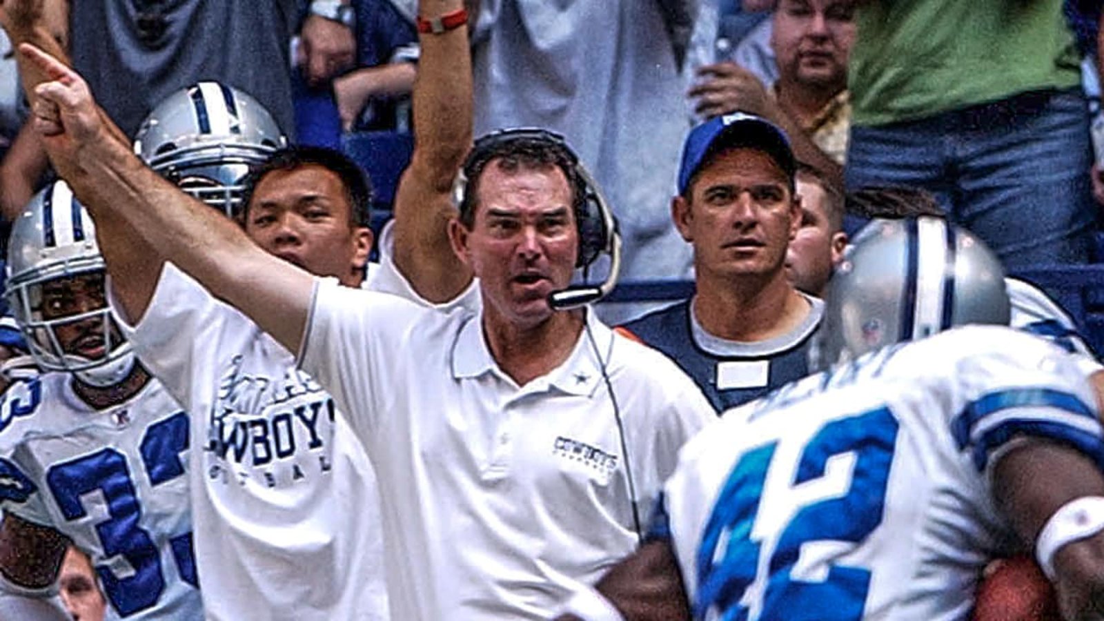 Ex-Cowboys coach Mike Zimmer lands new gig 