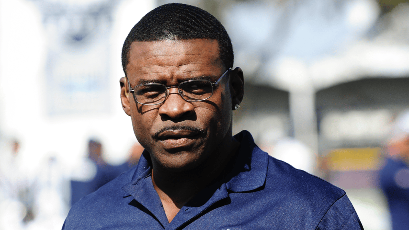 Michael Irvin to Dak doubters: “Shut the hell up”