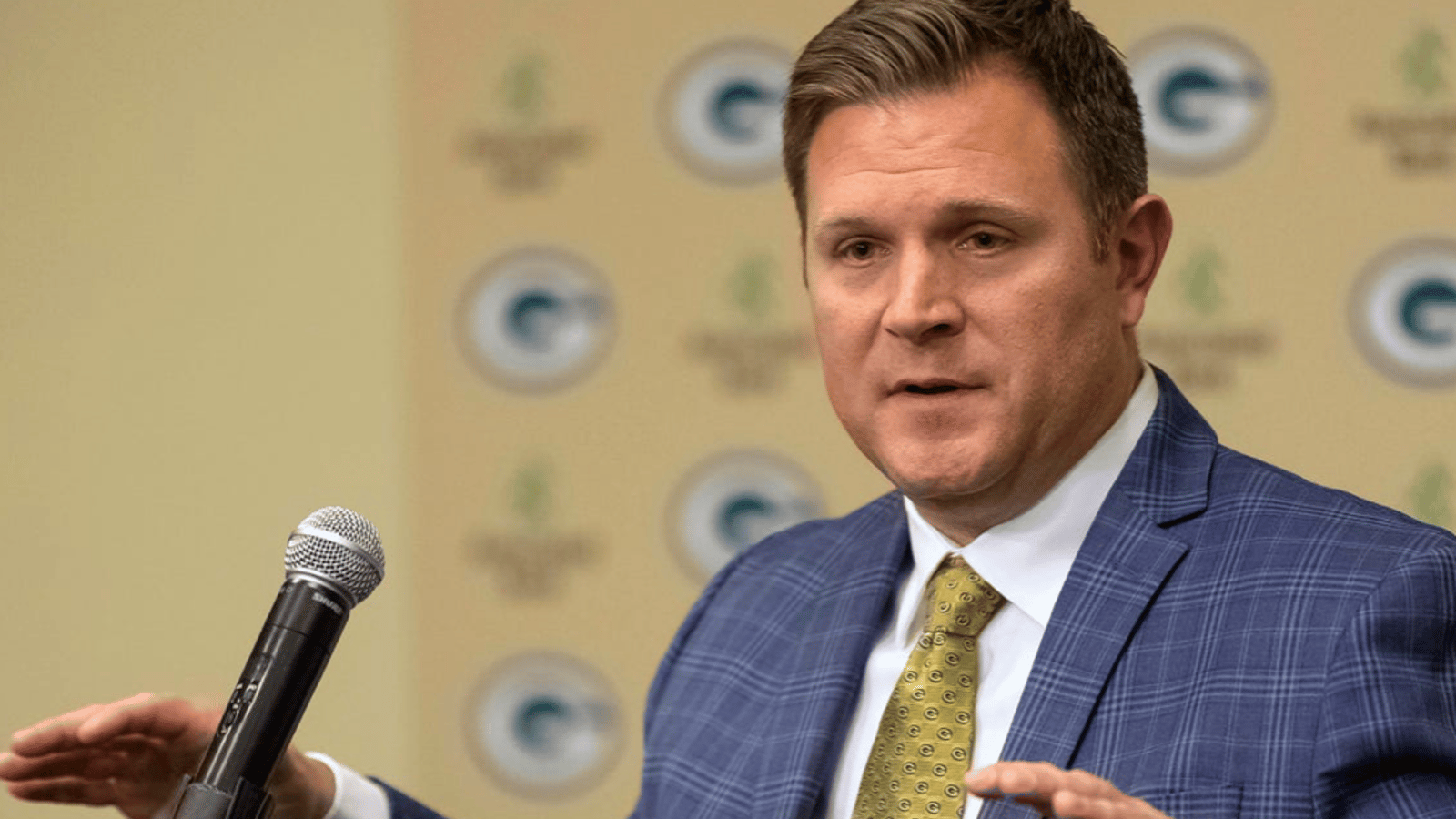 Packers GM explains Aaron Rodgers trade 