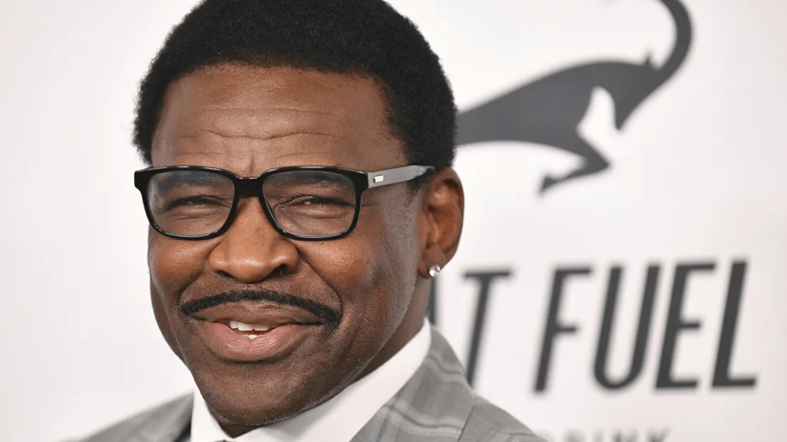 Michael Irvin gets bad news