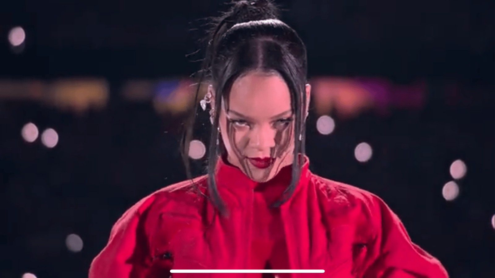 Rihanna sets social media on FIRE and reveals baby bump! 