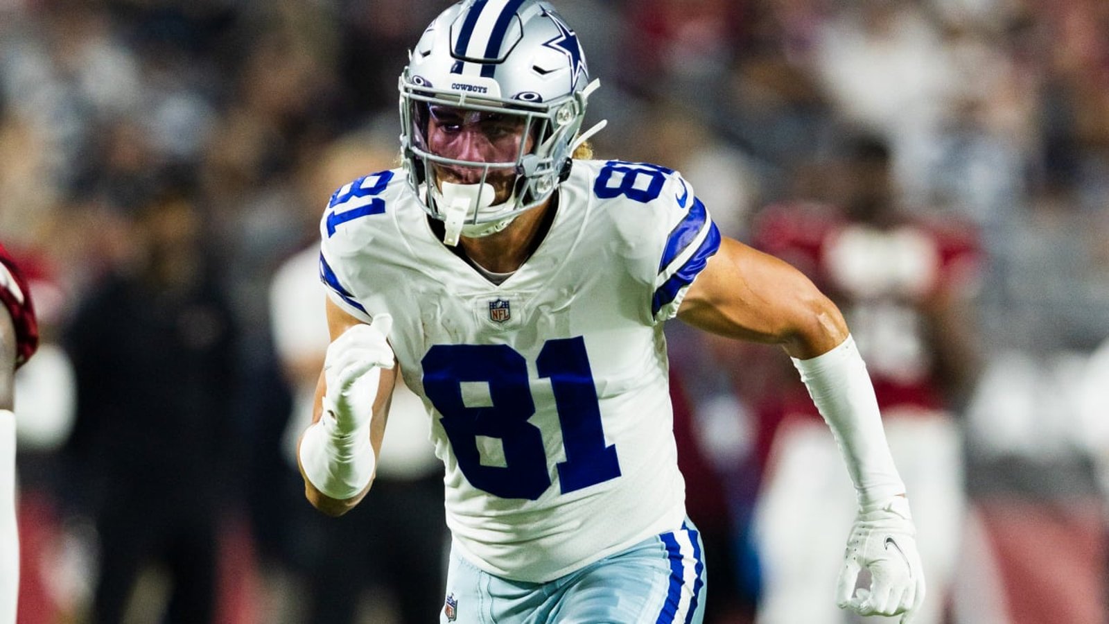 Ex-Cowboy hints that he will sign with Steelers