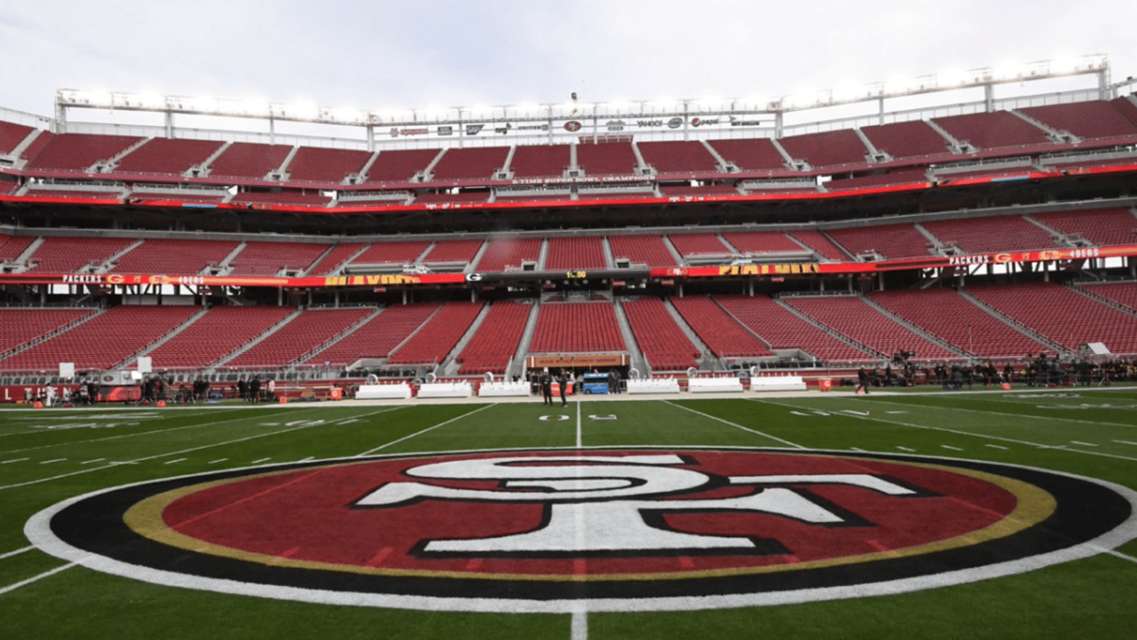 49ers officially sign a new quarterback 