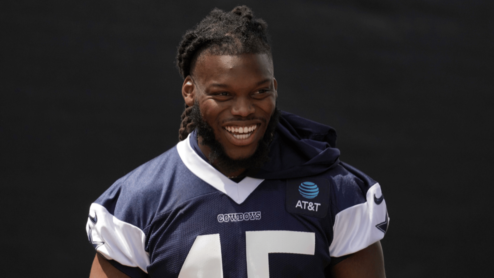Cowboys lose LB Malik Jefferson to injury 