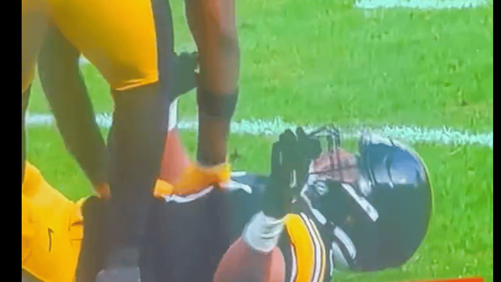 Steelers' Alex Highsmith trends for CPR style celebration
