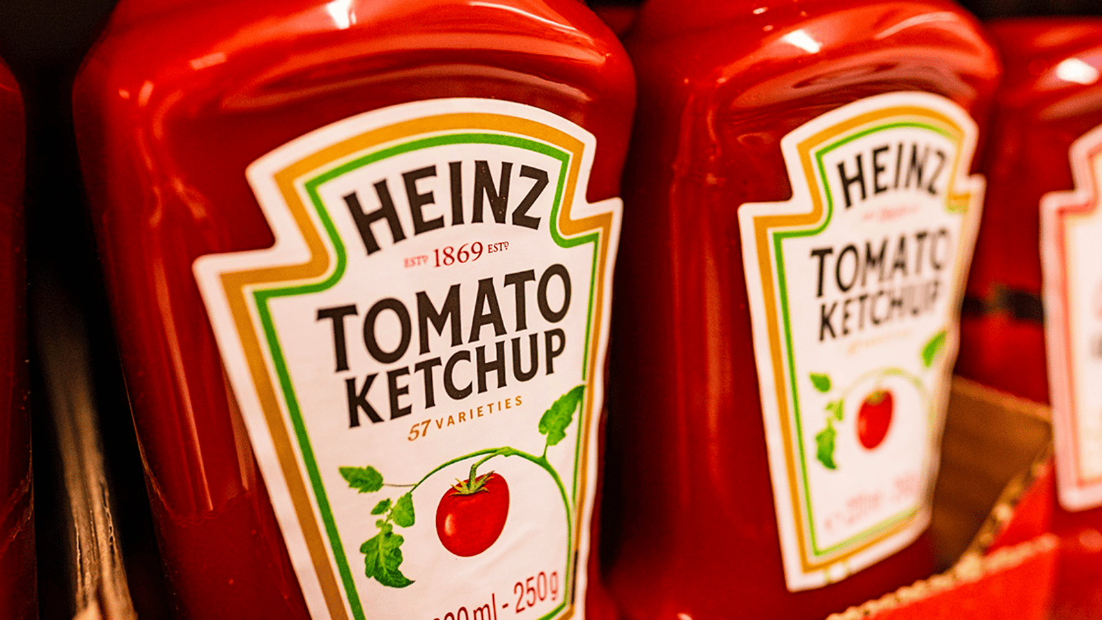 Faut-il conserver le ketchup au frigo? Heinz met fin au débat