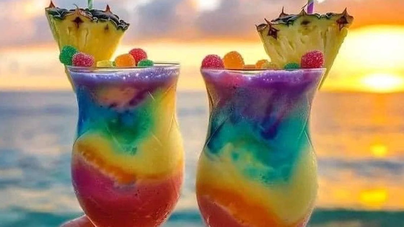 Un verre d’été: la piña colada arc-en-ciel!