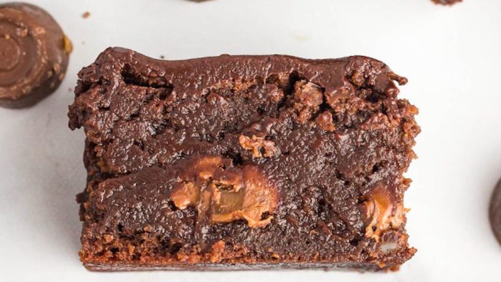 Décadent brownie aux chocolats Rolo