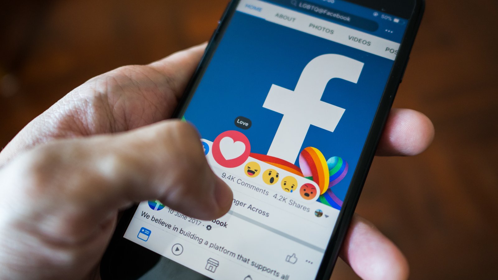 Un étrange bug sur Facebook faisait en sorte que des gens se demandaient s'ils étaient devenus fous 