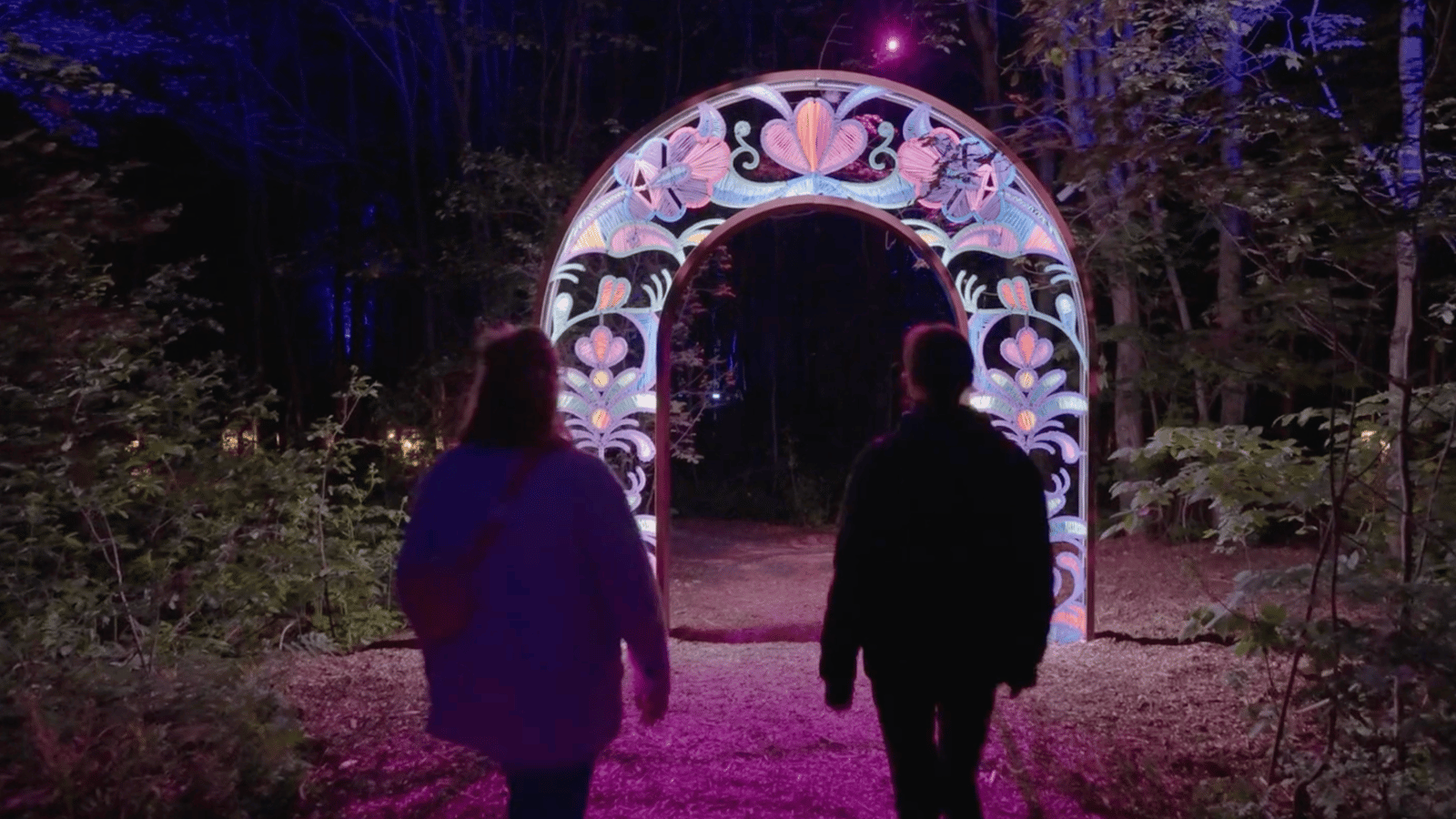 Ce parcours lumineux en pleine forêt est l'activité à ne pas rater dans les prochaines semaines!