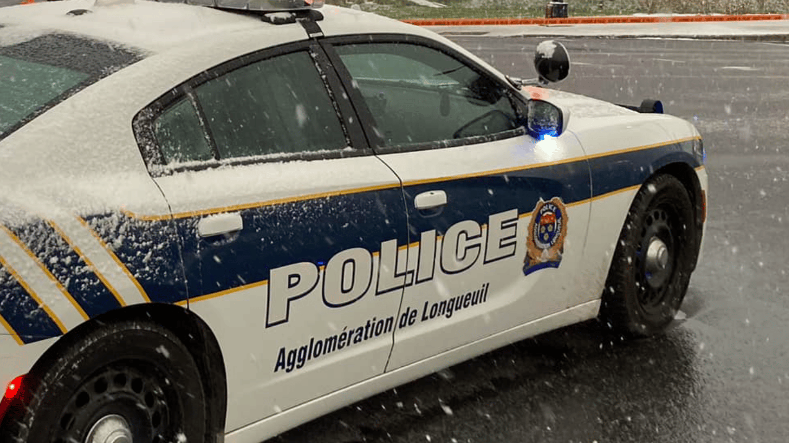 Un policier de Longueuil est accusé d'avoir couché avec une victime d'agression sexuelle.