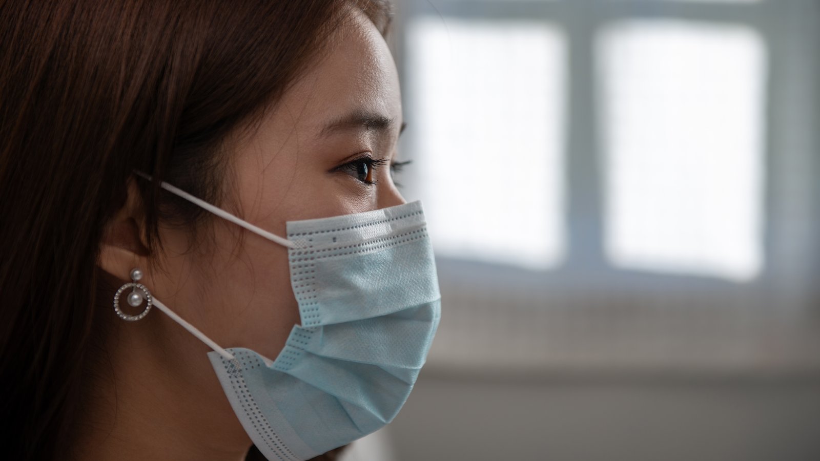 Le port du masque sera de retour dans plusieurs établissements de santé pour prévenir d'autres éclosions