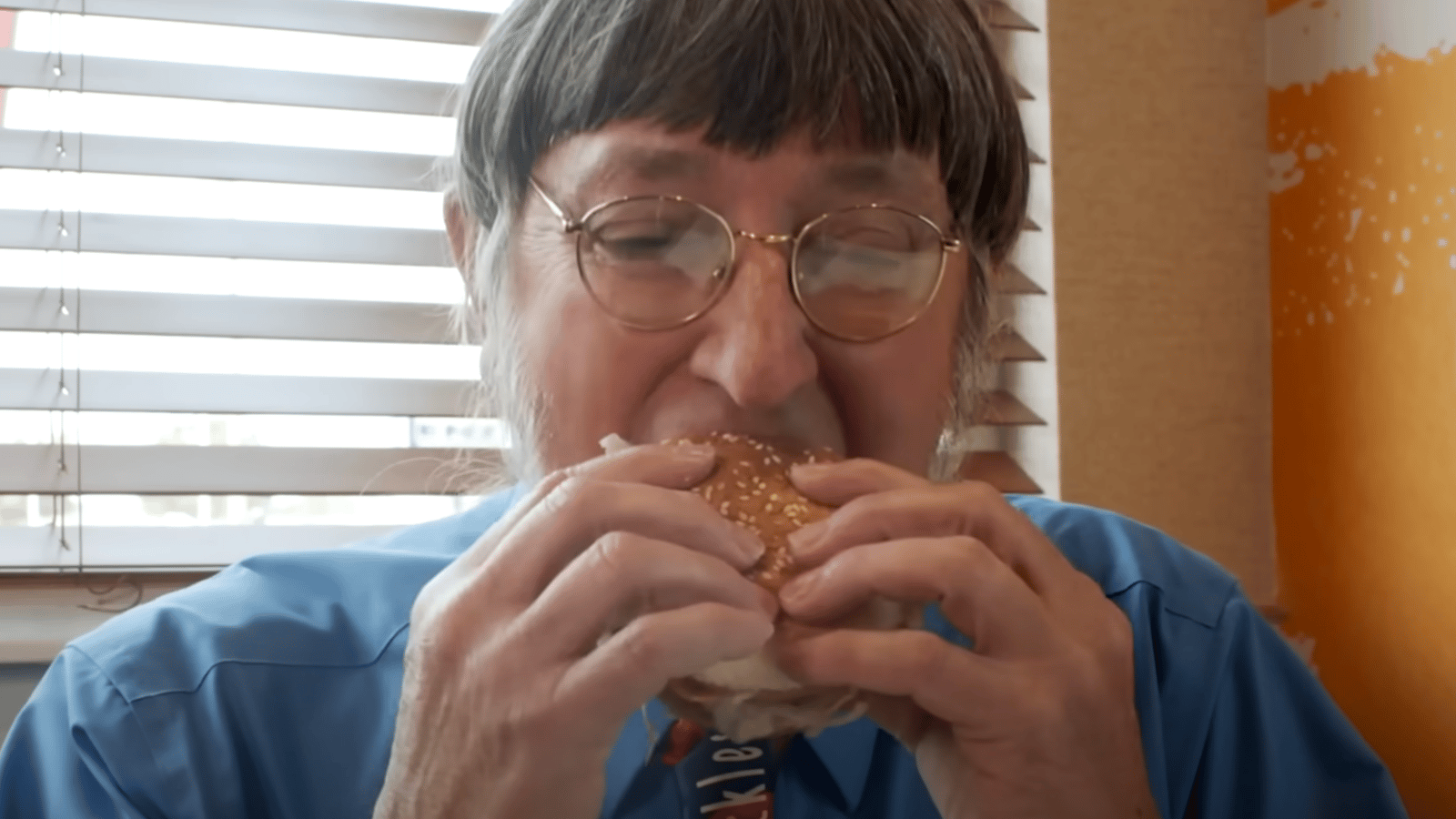 Un homme qui a mangé plus de 34 000 Big Mac bat un record Guinness.