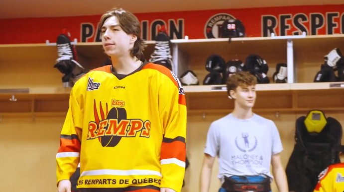 Les Remparts reproduisent une scène culte du film Les Boys