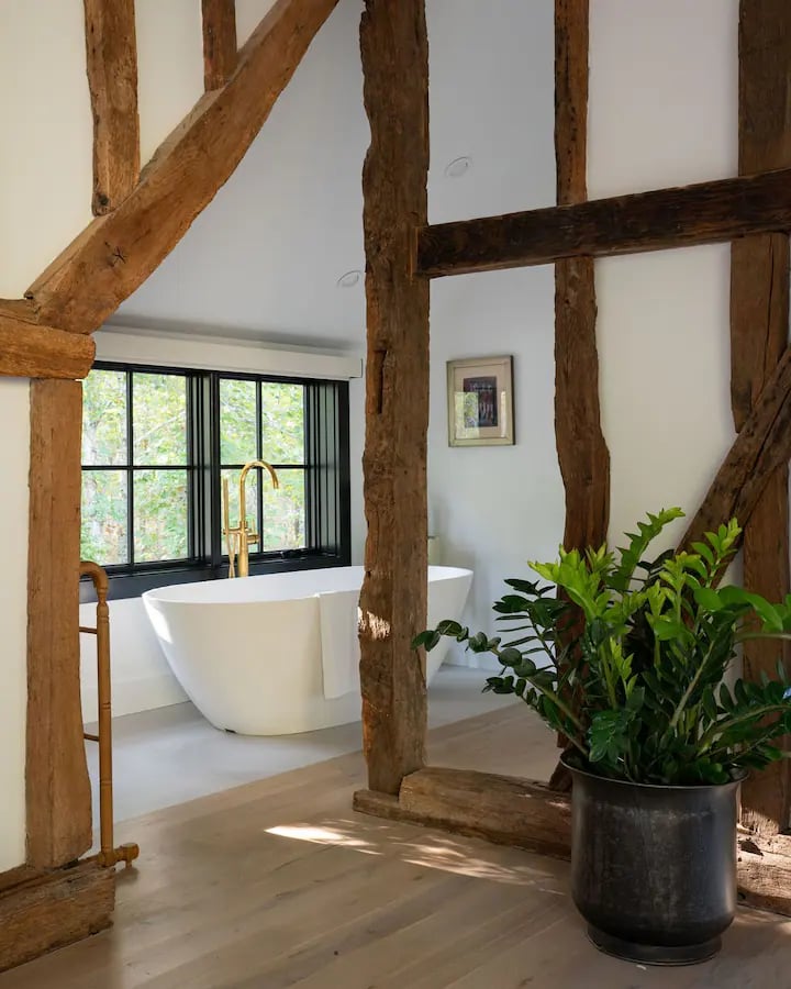 D’une grange datant de 400 ans à fantastique demeure à louer sur Airbnb