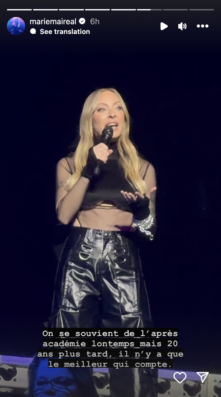 Marie-Mai craque sur la scène du Centre Bell pendant le spectacle de Star Académie