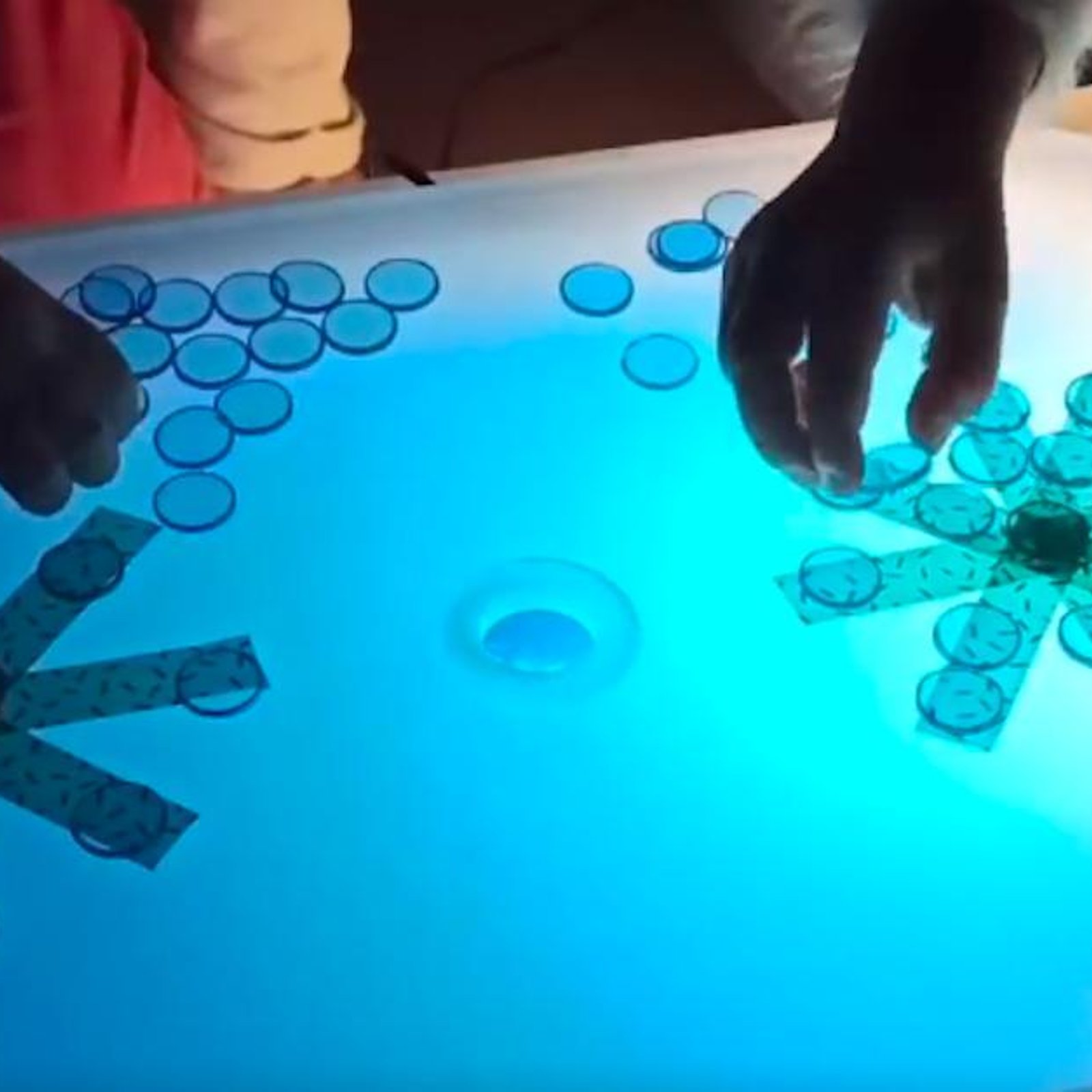 Comment fabriquer une table lumineuse sous le thème de l’hiver