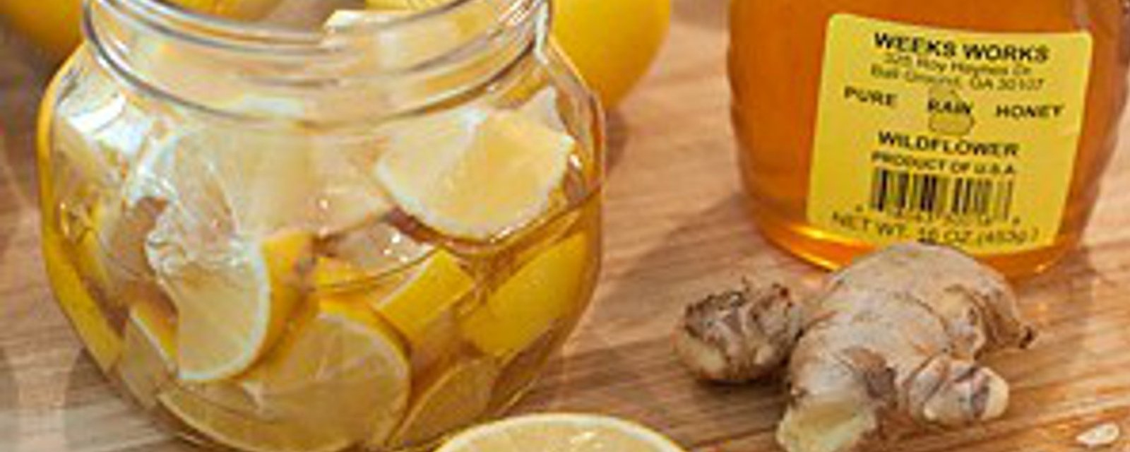Citron, miel et gingembre: Le remède contre les rhumes et les maux de gorge
