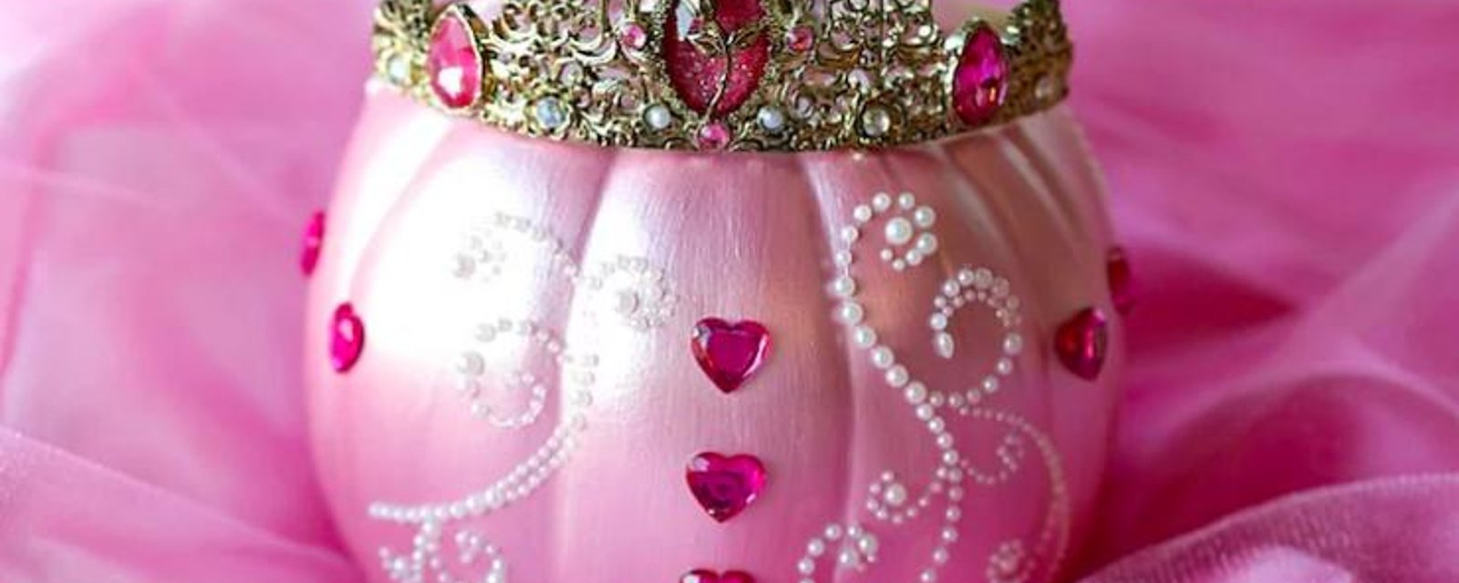 Les citrouilles décorées en princesses sont la tendance de l'heure pour l'Halloween cette année
