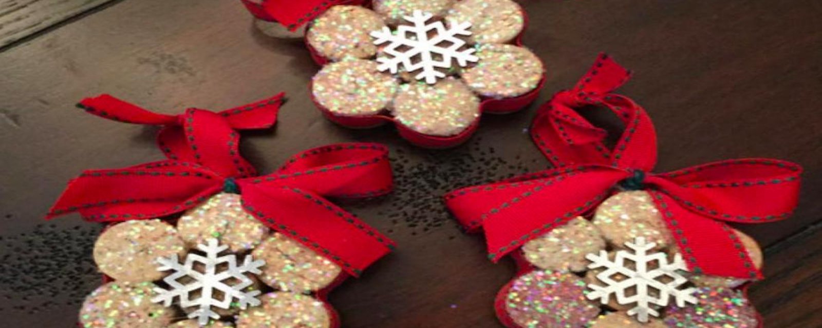 Récupérez les bouchons de liège pour faire de belles décorations de Noël!