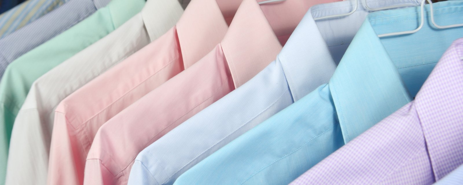 Savez-vous pourquoi les boutons sur les chemises des hommes et des femmes ne sont pas du même côté?