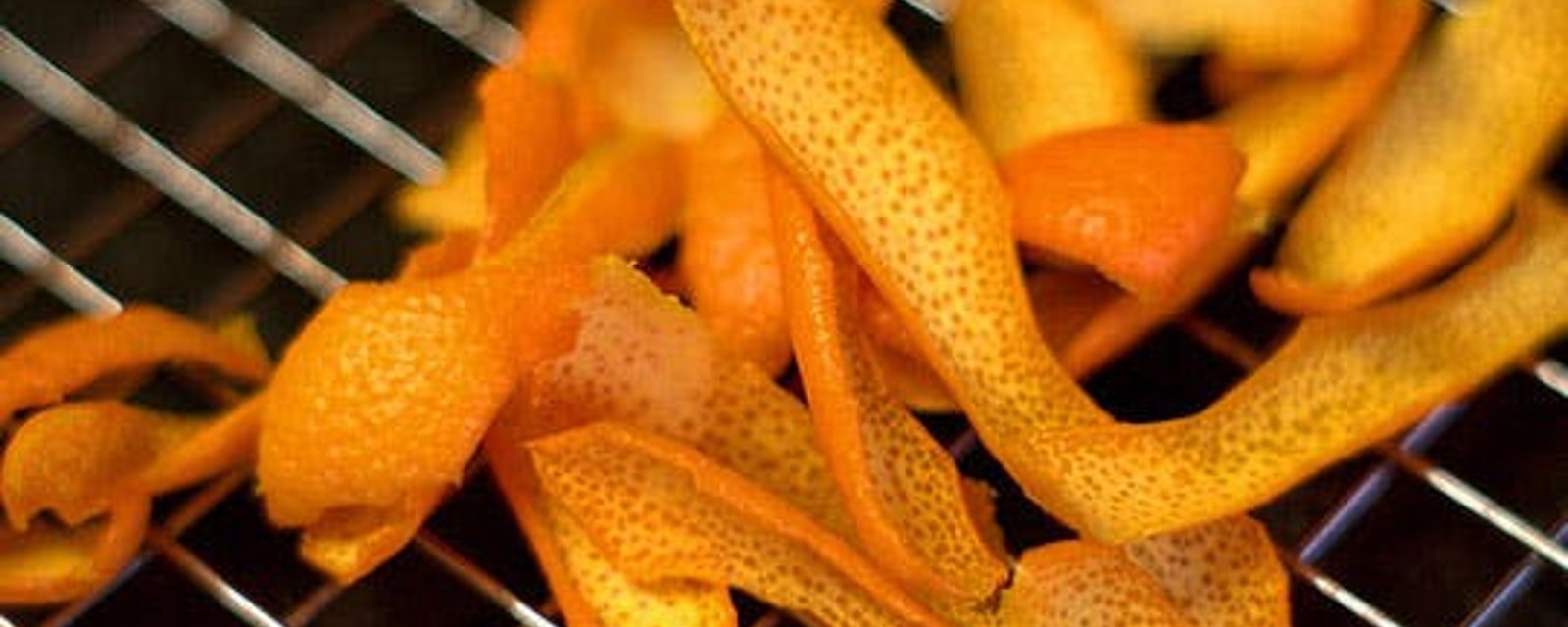 15 façons de réutiliser les pelures d'oranges à travers la maison