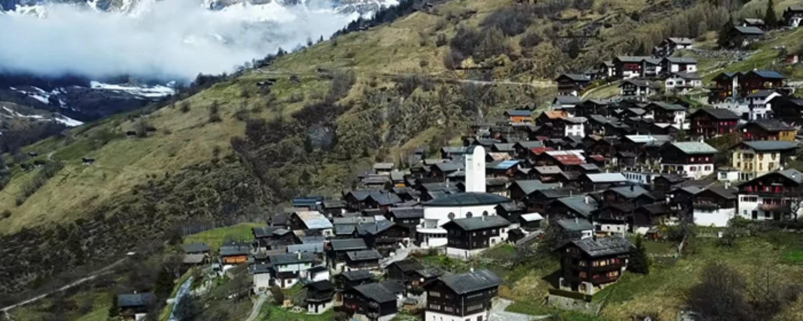 Un village en Suisse vous offre 70 000$ si vous vous y installez!