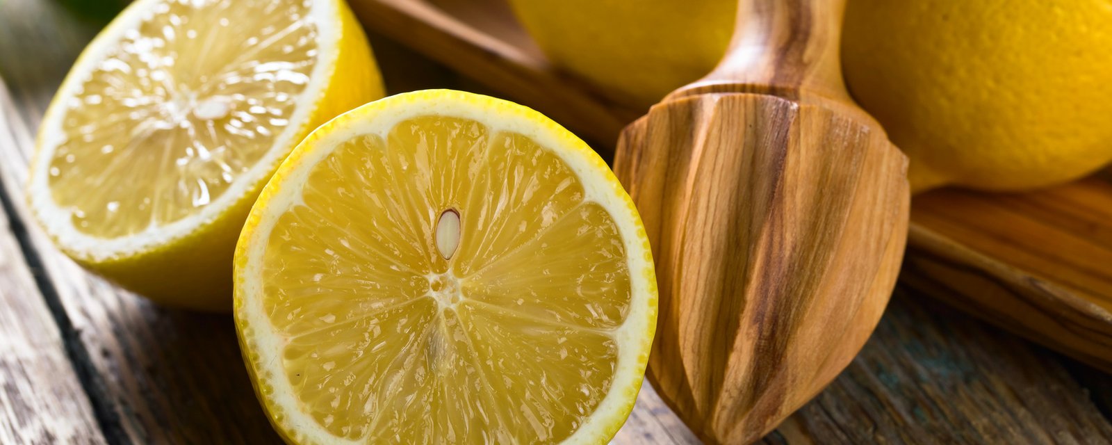 9 utilités du citron pour nettoyer facilement toutes les taches!