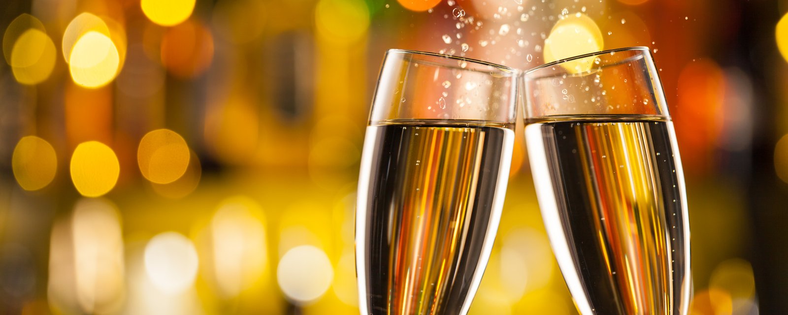 13 façons géniales de servir le champagne cette année au Nouvel An!